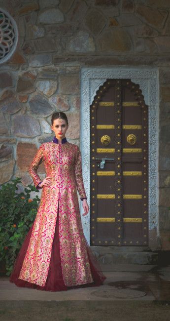 1446141162_image Broket Kurta Design, Jacket Lehenga, Kurta Design, Cocktail Outfit, Brocade Dresses, Kurti Designs Party Wear, Wedding Winter, Indian Designer Outfits, Saree Dress