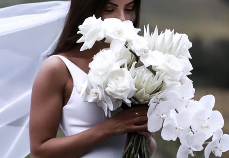 Orchids, roses and king proteas. White Protea Bouquet, White Protea, Protea Bouquet, Wedding Flower Trends, King Protea, Orchid Bouquet, Cabo Wedding, Bride Bouquet, White Orchids