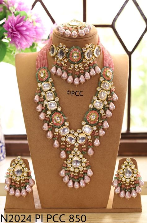 Sabyasachi Wedding, Indian Wedding Jewelry Sets, Necklace Combo, Indian Bridal Jewelry Sets, Fancy Jewellery Designs, Instagram Jewelry, Jewellery Indian, Wedding Blouse, Indian Jewelry Sets