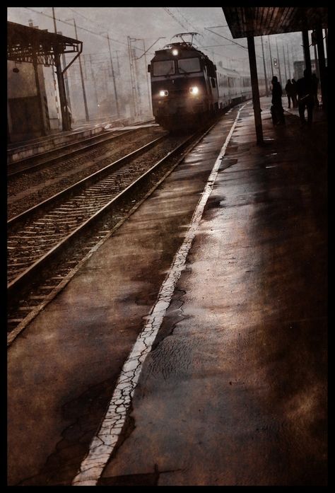 Dark Academia Wallpaper, Dark Acadamia, Academia Wallpaper, Train Art, Old Train, Dark Academia Aesthetic, Academia Aesthetic, Train Tracks, Brown Aesthetic