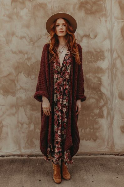 22  Winter Boho Outfits For Women Fashion In Your 40s Woman Boho, Winter Boho Dress, Boho Womens Outfits, Boho Winter Outfits Bohemian, Free People Dress Outfit, Whimsical Winter Outfit, Modest Hippie Outfits, Winter Boho Outfits Cold, Autumn Boho Outfits