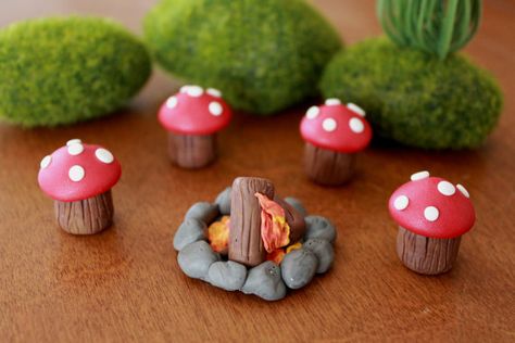 Campfire Set Terrarium Accessory Fairy Garden by GnomeWoods Polymer Clay Mushrooms, Clay Mushrooms, Clay Fairy, Fairy Garden Furniture, Polymer Clay Fairy, Fairy Homes, Garden Miniature, Fairy Garden Crafts, Fairy Furniture