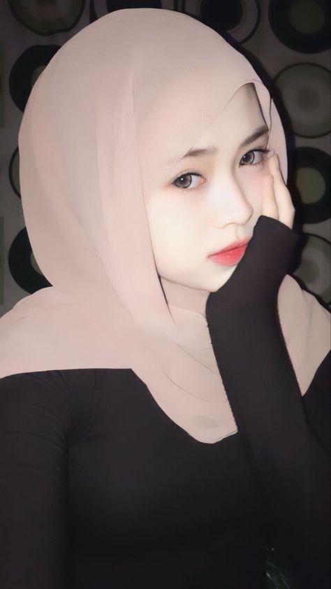 Foto Cewek Hijab Aesthetic, Girl General, Preteen Fashion, Join My Group, Girl's Swag, I Love You Pictures, Beautiful Muslim Women, Gen Z, Muslim Girls