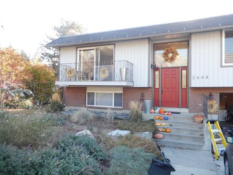 Johanna's Split Entry | Renovation Design Group Small Split Level Entryway Ideas, Split Entry Remodel Exterior, Modern Split Level House, Split Level Home Remodel, Split Foyer Entry, Modern Split Level, Foyer Remodel, Split Foyer Remodel, Split Level Entry