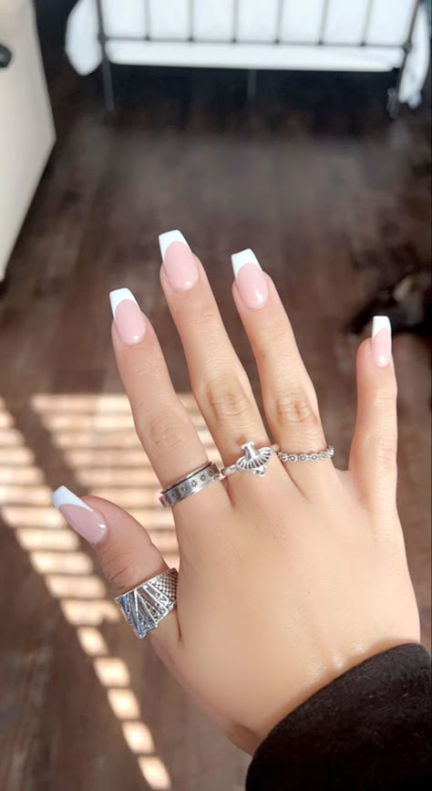 Nails For Prom French Tip, Acrylic Nails Coffin White Tip, Acrylic Nails Ideas French Tips Coffin, Nails Acrylic Square White Design, Sns French Nails Coffin, White Tip Acrylic Nails Coffin Short, Nails Acrylic Square Medium French Tip, Acrylic Nails Ideas White Tip, French Dip Nails Coffin