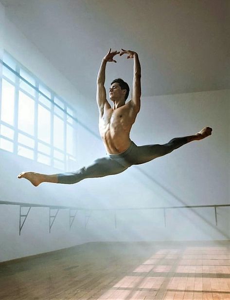 Men Ballet, Male Ballerina, Ballet Men, Male Ballet, Dance Aesthetic, New York City Ballet, Male Ballet Dancers, Ballet Photos, City Ballet