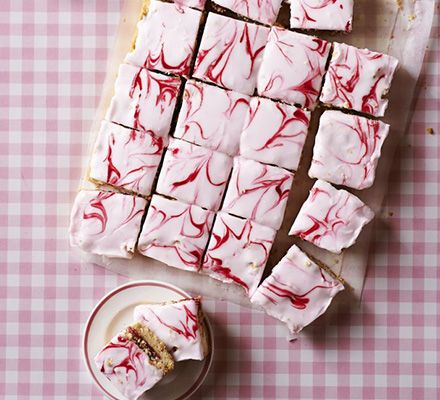 A pretty in pink traybake sponge with retro marble icing and a layer of raspberry jam Jam Slice, Cheap Baking, Tray Bake Recipes, Tray Bake, Bbc Good Food, Bake Recipes, Pink Foods, Bbc Good Food Recipes, Baking Tins