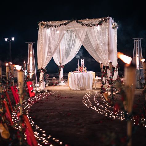 #MPIRE #AHDStudioBH  #beachside #proposal #engagement #happywedding #ring #smile #surprise Roof Proposal, Candle Light Dinner Decoration Ideas, Decoration For Proposal, Proposal Set Up Ideas Outside, Proposal Set Up Ideas, Wedding Proposal Videos, Proposal Setup, Proposal Decorations, Proposal Decor