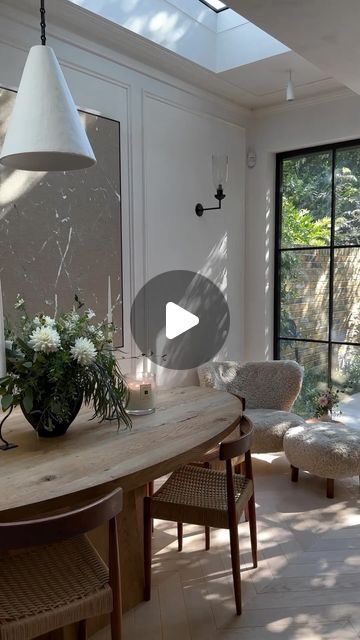 Lulu and Georgia on Instagram: "Dreamy moment from @no.17house 💭" No 17 House, Dream Dining Room, Sarah Louise, Her Office, House And Home, Lulu And Georgia, House Renovation, Instagram Summer, Office Inspiration