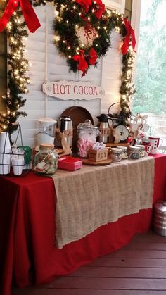 Christmas Sip And Shop Ideas, Company Xmas Party Decorations, Christmas Table Diy Ideas, Wedding Shower Christmas Theme, Traditional Christmas Party Decorations, Friend Xmas Party, Christmas Party Event Ideas, Christmas Event Decor Party Ideas, Cafeteria Christmas Decorations