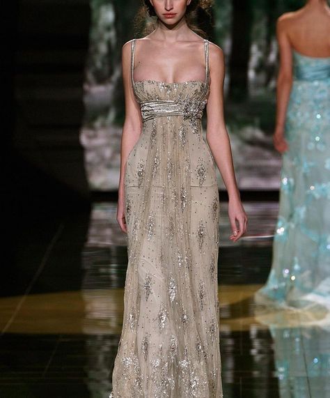 Pinterest • Instagram Elie Saab 2006, Ellie Saab Couture, Ellie Saab Dress, Vintage Runway Fashion, Elie Saab Dresses, Elie Saab Gowns, Ellie Saab, Elie Saab Spring, Elie Saab Couture