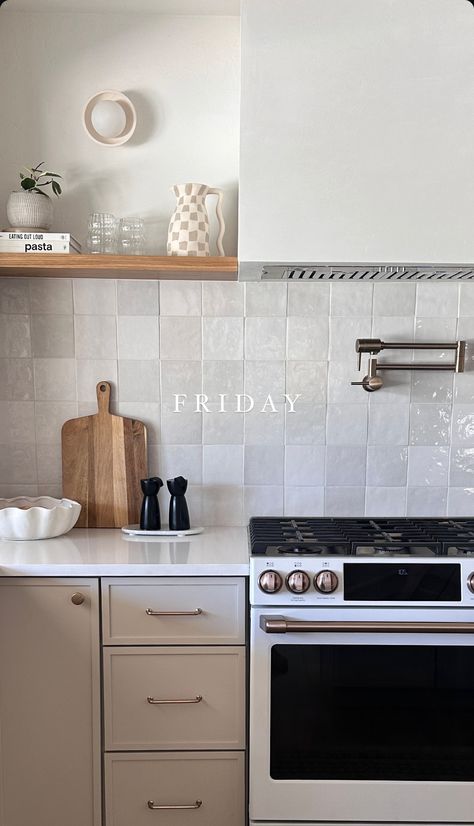 Big Subway Tile Kitchen, Stacked White Subway Tile, Stacked Subway Tile Kitchen, Vertical Subway Tile, White Subway Tile Kitchen, Subway Tile Backsplash Kitchen, Subway Tile Kitchen, Tile Kitchen, White Subway Tile