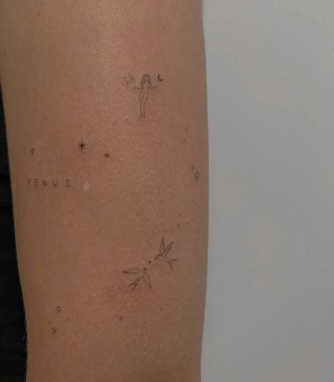 Mini Spiritual Tattoos, Minimal Dance Tattoo, Light Of My Life Tattoo, Easily Hidden Tattoos Placement, Dainty Elbow Tattoo, Soft Feminine Tattoo, Fine Line Tattoo Ideas Simple, Famous People Tattoos, Fine Line Dainty Tattoo