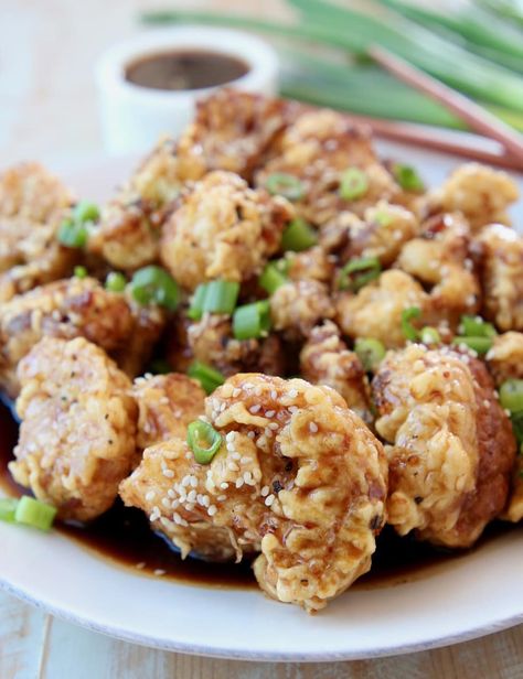 Korean Fried Cauliflower, Korean Appetizers, Wet Batter, Rice Flour Recipes, Tempura Recipe, Korean Bbq Sauce, Cauliflower Bread, Cauliflower Dishes, Cauliflower Recipe