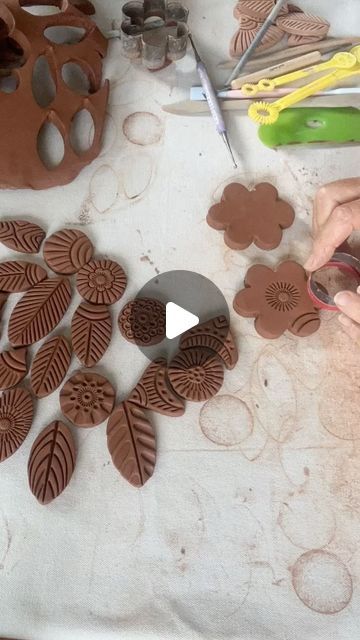 Diy Clay Stamps How To Make, Sponge Stamps Diy, How To Make Clay Stamps, Stamp Making Ideas, Ceramic Stamps Ideas, Stamp Carving Ideas, Clay Texture Ideas, Clay Stamps For Pottery, Jena Bedson