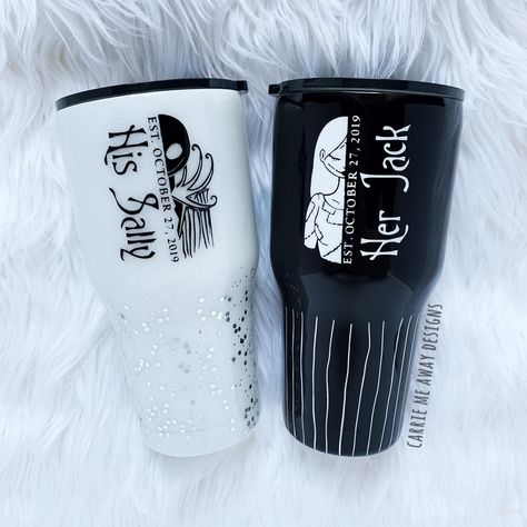 Couple Tumbler Cups, Cup Business, Resin Cups, Diy Tumblr, Vinyl Tumblers, Glitter Tumbler Cups, Epoxy Tumblers, Cup Crafts, Glitter Tumblers