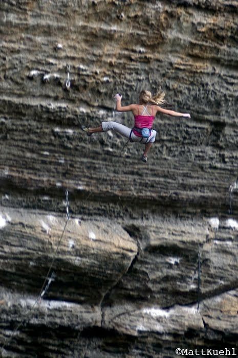 Big falls are to be expected, Sasha Digiulian comes off "The Madness" 5.13c Sasha Digiulian, Extreme Climbing, Lead Climbing, Human Movement, Climbing Girl, Trad Climbing, Sport Climbing, Climbing Gear, Rock Climbers