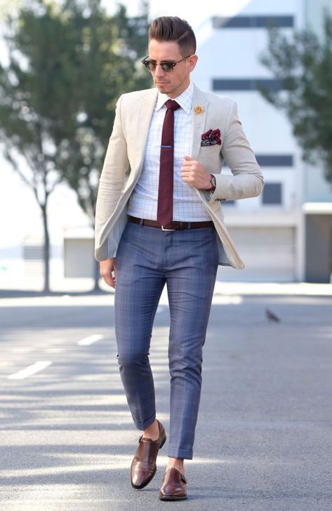 Best Casual Shirts, Blazer Outfits Men, Man In A Suit, Formal Men Outfit, Mens Fashion Blazer, Clubmaster Sunglasses, Formal Mens Fashion, Designer Suits For Men, Blazer Outfit