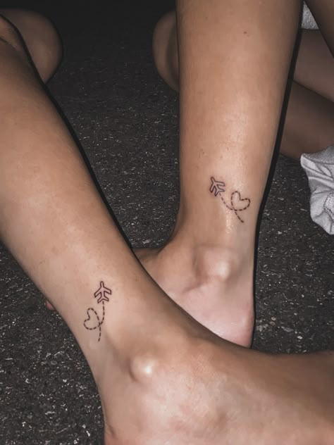 Matching Tattoos For Best Friends Ankle, Small Matching Tattoos For Best Friends Long Distance, Bestie Ankle Tattoos, Micro Tattoo Best Friend, Best Friend Hip Tattoos, Best Friend Tattoos Distance, Long Distance Cousin Tattoos, Besties Tatoos Ideas, Matching Tattoos For Best Friends Travel