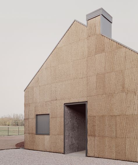 Modern Gable House, Hemp Building, Building Materials Construction, External Insulation, Timber Structure, Italian Countryside, Small Farmhouse, Passive House, Natural Building