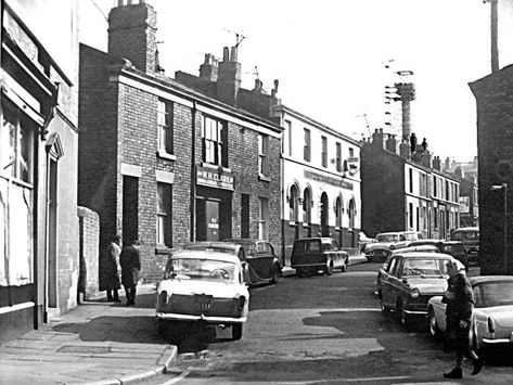 Gerald Street taken from Brunswick Road Liverpool, 1962 Liverpool History, Liverpool Home, Liverpool, England, Street View, Pool, History