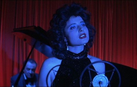 Blue Velvet Movie, Blue Velvet 1986, Kenneth Anger, Isabella Rossellini, Laura Palmer, Trip Hop, Movie Shots, Film Grab, Music Film