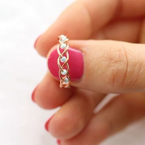 Easy Rings, Wire Jewelry Rings, Diy Ring, Diy Braids, Braided Ring, Diy Wire Jewelry, Diy Rings, Homemade Jewelry, Handmade Wire Jewelry