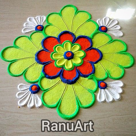 Minimalist Rangoli, Simpal Rangoli Designs Daily, Indian Rangoli Designs, Simple Rangoli Designs, Easy Muggulu, Easy Rangoli Designs Videos, Rangoli Designs Photos, Rangoli Designs Simple Diwali, Latest Rangoli