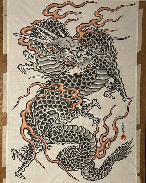 https://www.facebook.com/photo/?fbid=10167320083200051&set=a.10150258368215051 Traditional Tattoo Dragon, Tebori Tattoo, Dragon Tattoo Stencil, Dragon Tattoo Drawing, Vintage Asian Art, Dragon Tattoo Art, Eastern Dragon, Japanese Designs, Samurai Tattoo Design