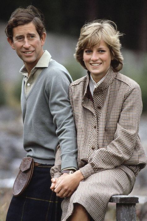 Prinz Charles, Princess Diana Fashion, Princess Diana Pictures, Prinz Harry, Prince Charles And Camilla, Camilla Parker Bowles, Diana Fashion, Elisabeth Ii, Charles And Diana