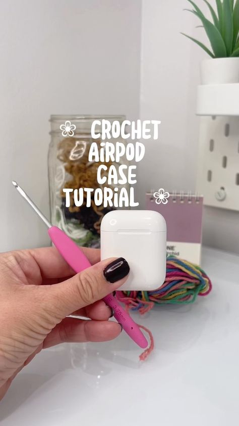 Instagram Crochet Projects For Beginners, Crochet Case, Crochet Tutorial Pattern, Beginner Crochet Tutorial, Beginners Crochet, Quick Crochet Patterns, Pola Amigurumi, Crochet Business, Crochet Design Pattern