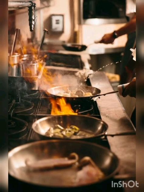 Dinner Table Restaurant, Flatlay Food, Spices Photography, Stags Head, Namsan Tower, Restaurant Advertising, Cooking Restaurant, Cooking Photos, Cooking Photography