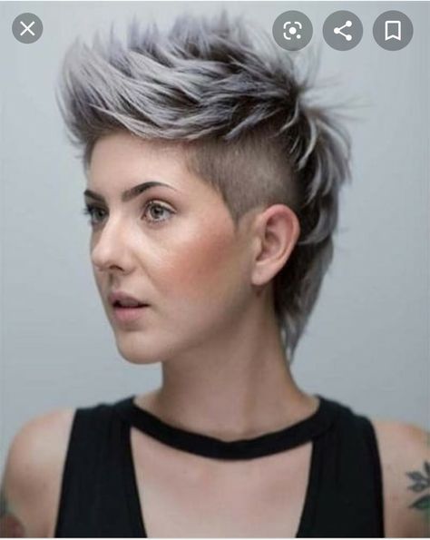 Mullet Mohawk, Modern Mullet Haircut, Short Grey Haircuts, Good Hairstyle, Hair Care Ideas, Mullet Wig, Funky Short Hair, Half Shaved, Mullet Haircut