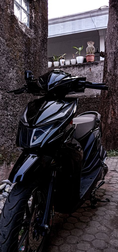 Enak buat wallpaper Beat Proper, Beat Deluxe Hitam, Beat Hedon, Beat Modifikasi, Motor Yamaha, Driving Photography, Fantasy Landscape, Wii, Bike