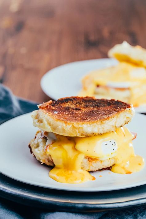 Cheesy Eggs Benedict Grilled Cheese with Hollandaise Sauce – Cabot Creamery Easy Hollandaise, Easy Hollandaise Sauce, The Novice Chef, Novice Chef, Eggs Benedict Recipe, Cheesy Eggs, Hollandaise Sauce, Grilled Cheese, Cheese Recipes