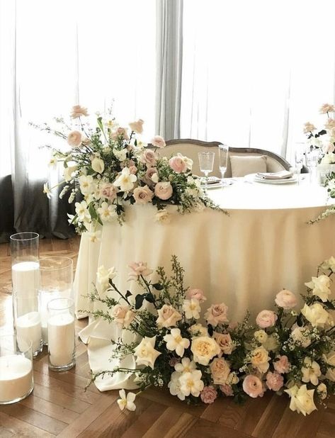 Sweetheart Table Candles, Sweetheart Table Flowers, Top Table Flowers, Flower Boquet, Champagne Flowers, Table Flower Arrangements, Spring Garden Wedding, Head Table Wedding, Sweetheart Table Wedding