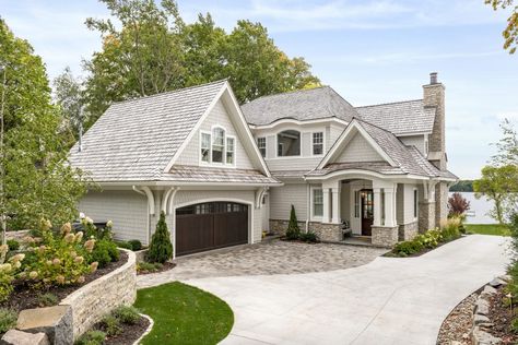 Minnetonka Beach Home | Luxury Home Tour - Stonewood LLC Midwest Home, Lake Houses Exterior, Lake Minnetonka, Dream Life House, American Houses, Charming Home, Cottage Plan, Home Luxury, Modern Farmhouse Plans