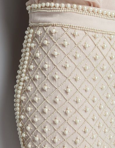 Zara Pearl Skirt, Embroidery Fashion Detail, Pearl Embroidery, Couture Embroidery, Couture Details, Embroidered Skirt, Embroidery Fashion, Bead Embroidery, Fashion Details