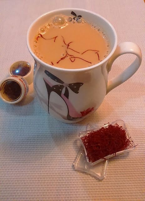 sarguna's fantabulous kitchen: Kesar Chai/Saffron Milk Tea Saffron Health Benefits, Saffron Milk, Saffron Tea, Saffron Crocus, Protein Food, Sleep Tea, Fall Bulbs, Eat The Rainbow, Cafe Style