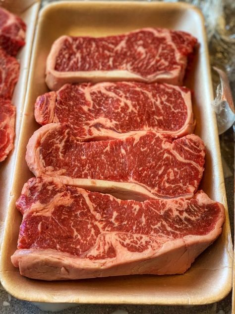 Want a wicked sear? Grab the mayonnaise! | Anova Culinary Beef Steak Recipes, Grilled Steak Recipes, Sous Vide Recipes, How To Cook Beef, Sandwich Spread, Seared Steak, Sous Vide Cooking, Marinade Recipes, Beef Recipes Easy