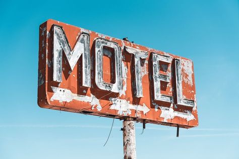 Motel Sign, Motel Signs, Good Knight, Monument Signs, Sign Image, Color Harmony, Rustic Industrial, Route 66, Event Venues