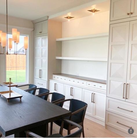 Dining Room Built Ins, Dining Room Built In, Kitchen Dining Room Combo, Built In Buffet, Dining Room Cabinet, Cabinet Dining Room, Living Room Built Ins, Dining Room Remodel, Large Chandelier