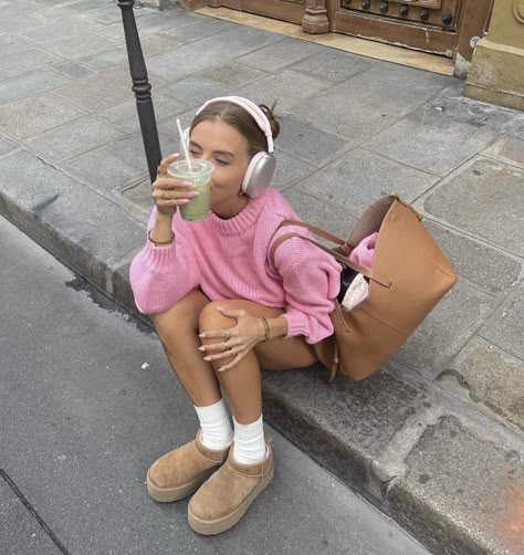 Girly Outfits Aesthetic Summer, Girly Winter, Summer Shopping Outfit, 2024 Goals, Girly Pop, Look Rose, Instagram Baddie, 사진 촬영 포즈, Stockholm Fashion