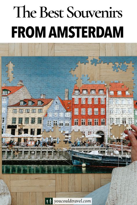 Our shopping guide helps you find the best souvenirs in Amsterdam. What gifts to buy when you visit Amsterdam, plus ideas for authentic and local products. #amsterdam #dutch #souvenirs #gifts #products Canal House Amsterdam, Amsterdam Souvenirs, To Holland, Best Souvenirs, Amsterdam Shopping, Gifts To Buy, Viking Cruises Rivers, Viking Cruises, Visit Amsterdam