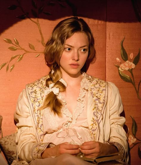 Cosette Les Miserables, Les Miserables 2012, Medieval Aesthetic, Jane Eyre, Comic Style, Princess Aesthetic, Amanda Seyfried, Les Miserables, Period Dramas