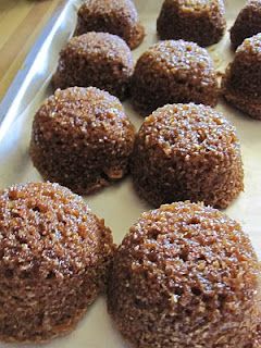 Mimi’s Cafe Bran Muffins, Nostalgic Baking, Apple Bran Muffins, Honey Bran Muffins, Bran Muffin Recipe, Bran Muffin, Bran Muffin Recipes, Bran Muffins, Vegan Apple