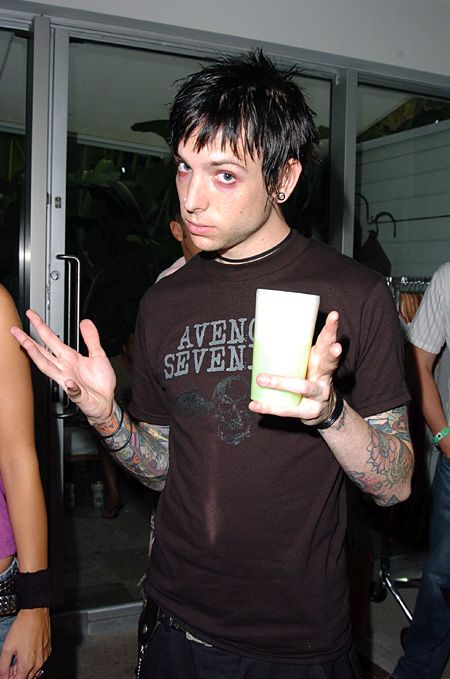 Billy Martin Billy Martin Good Charlotte, Band Crush, 2000s Bands, Benji Madden, Emo Scene Outfits, Billy Martin, Punk Boy, Ska Punk, Good Charlotte