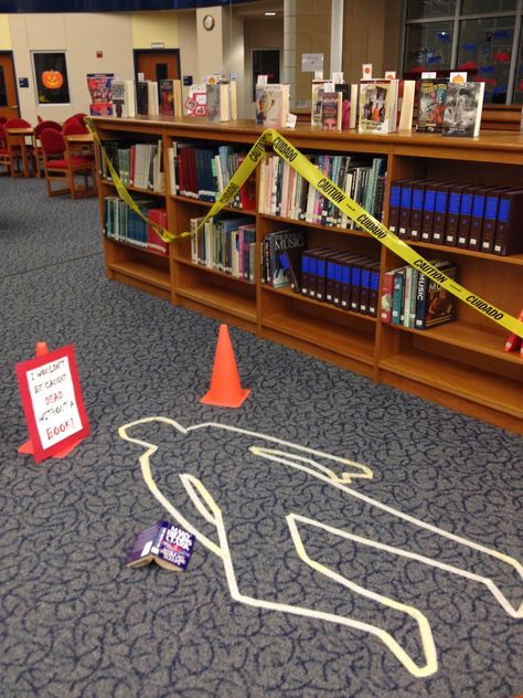 Mystery Book Display, Library Halloween Displays, Halloween Library Decorations, Library Halloween Decorations, Halloween Library Displays, Fall Library Displays, School Library Book Displays, Library Halloween, Librarian Ideas