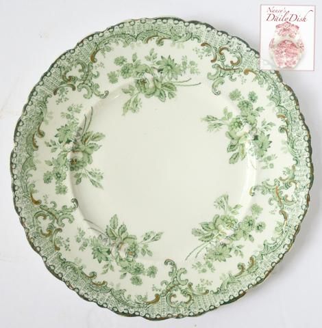 English Victorian China Green Transferware Plate Flower Garland Swag Meakin Delaware Victorian China, Green Table Settings, Green Transferware, Vintage China Patterns, Pretty Table Settings, British Colonial Decor, Green China, Green Antique, Collectible China