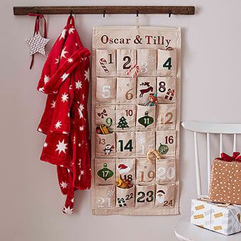 Canvas Advent Calendar, Diwali Craft For Children, Diy Pompoms, Decorate Glass Jars, Christmas Fayre Ideas, Halloween Advent Calendar, Diy Christmas Ball, Fabric Advent Calendar, Craft For Children